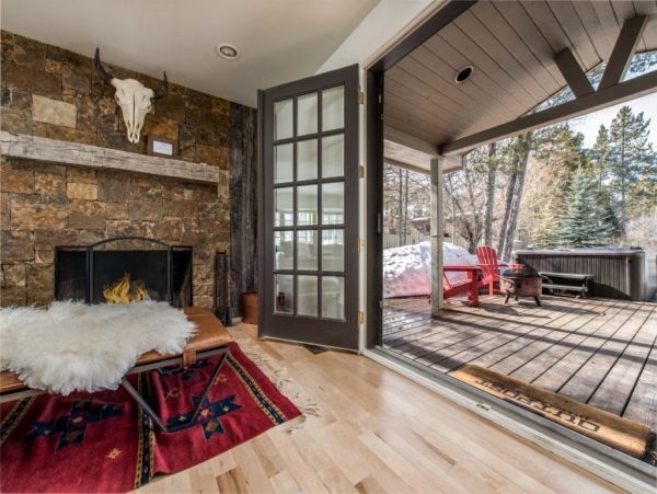 Wilson Vacation Rental 5.2 miles to Lift with 5 Bedroom Sleeps 14