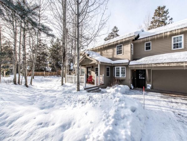 Wilson Vacation Rental 5.2 miles to Lift with 5 Bedroom Sleeps 14