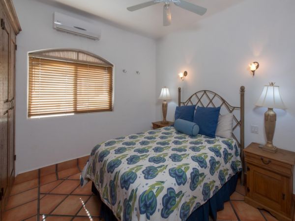 los Cabos Vacation Villa Walk to Beach & Downtown