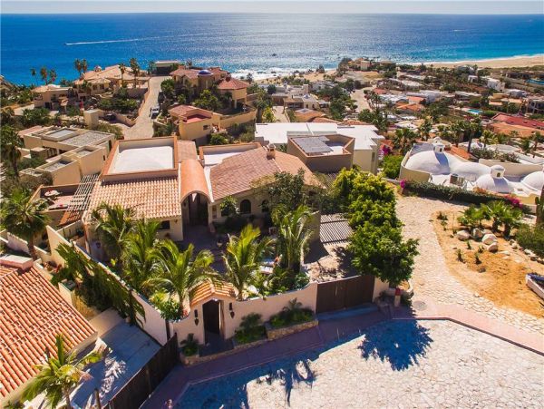 0.2 Mile Walk to beach - 5 bedroom Sunset paradise, Ocean Views.