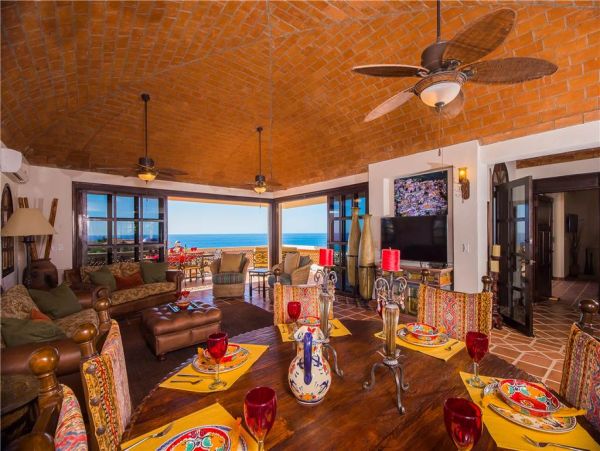0.2 Mile Walk to beach - 5 bedroom Sunset paradise, Ocean Views.