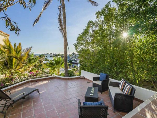 Luxury Cabo Villa 50 Ft Infinity Pool Beachfront, Staff