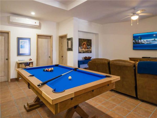 Luxury Cabo Villa 50 Ft Infinity Pool Beachfront, Staff