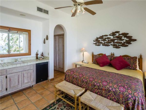 Luxury Cabo Villa 50 Ft Infinity Pool Beachfront, Staff