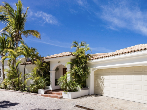 Luxury Cabo Villa 50 Ft Infinity Pool Beachfront, Staff