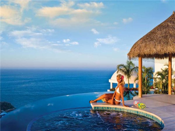 Los Cabos Luxury Villa with Staff, Private Pool Sleeps 15
