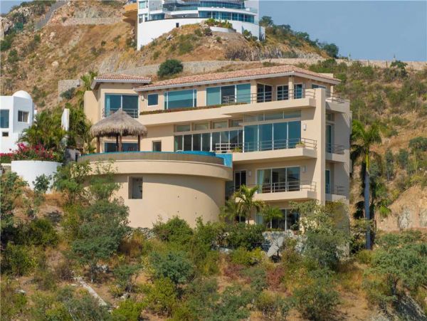 Los Cabos Luxury Villa with Staff, Private Pool Sleeps 15