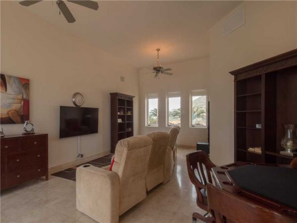 Los Cabos Luxury Villa with Staff, Private Pool Sleeps 15
