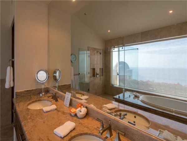 Los Cabos Luxury Villa with Staff, Private Pool Sleeps 15