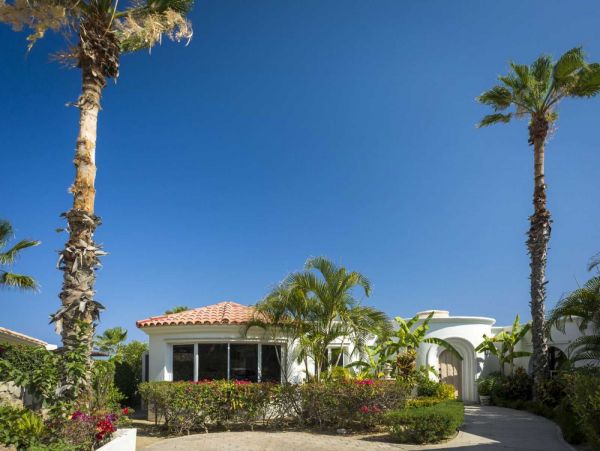 Luxury Vacation Los Cabos Villa With Private Pool On Beach