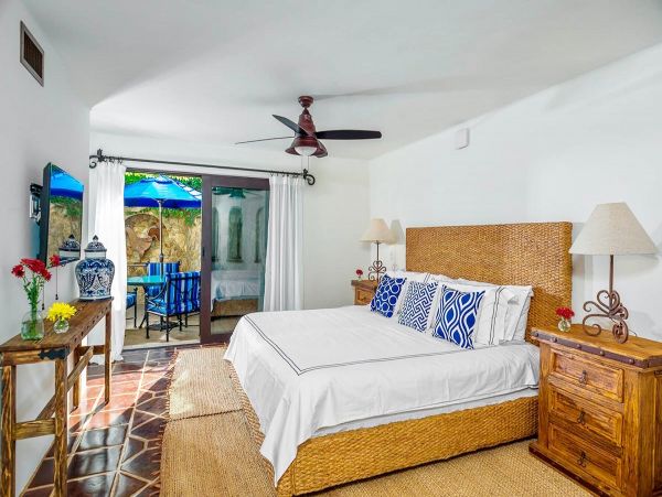 Stunning Views Six Bedroom Los Cabos Vacation Luxury Home