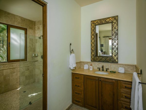 Los Cabos Vacation Rental – Five Bedroom Ocean View Villa