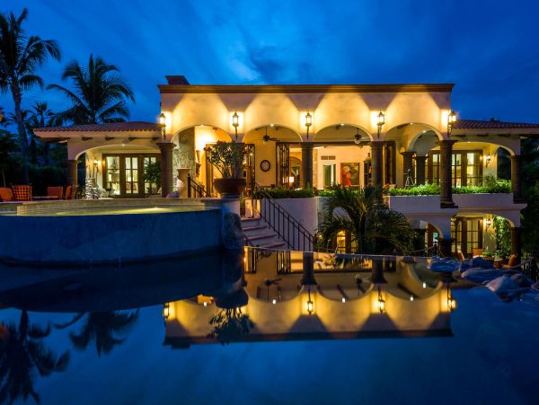 Los Cabos Vacation Rental – Five Bedroom Luxury Villa with Ocean Views