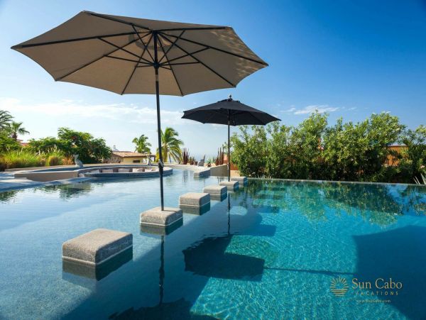 Luxury Villa featuring two 