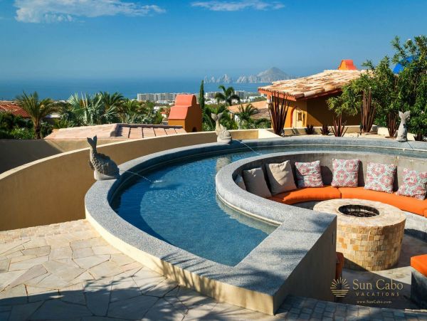 Luxury Villa featuring two 