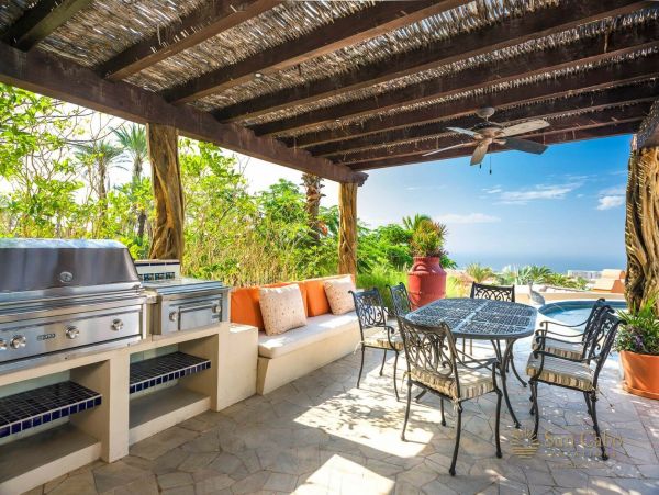 Luxury Villa featuring two 