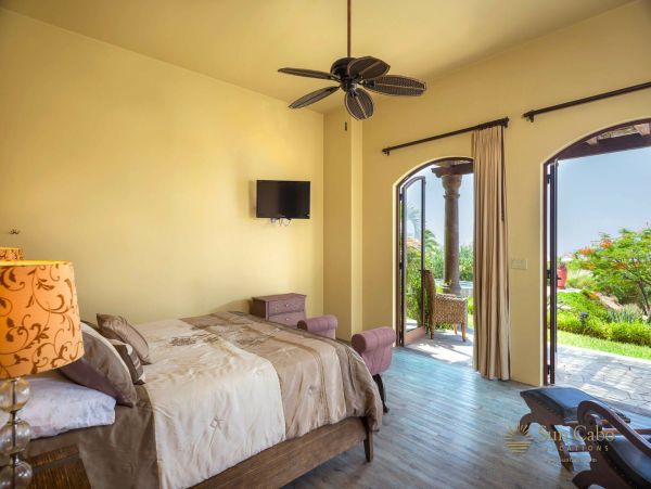 Luxury Villa featuring two 