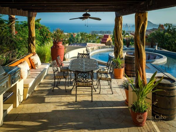 Luxury Villa featuring two 
