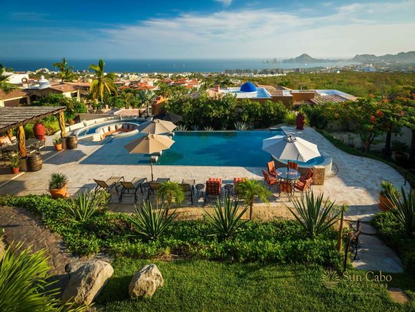 Luxury Villa featuring two 