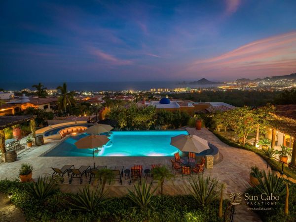 Luxury Villa featuring two 