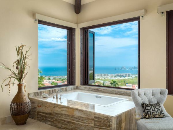 Luxury Villa featuring two 
