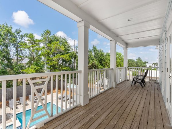 Destin Vacation Rentals - Florida Gulf Coast Beach Homes with Pool & Hot Tub
