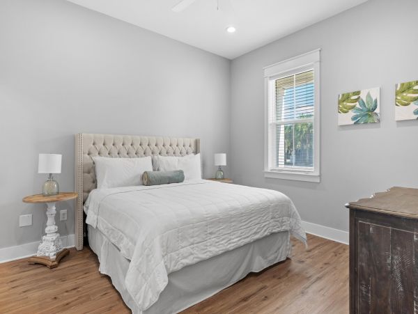 Destin Vacation Rentals - Florida Gulf Coast Beach Homes with Pool & Hot Tub