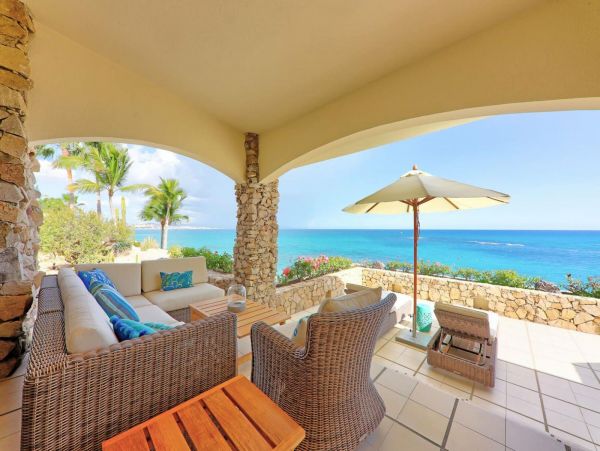 Direct Beachfront Five Bedroom Luxury Beach Villa Cabo