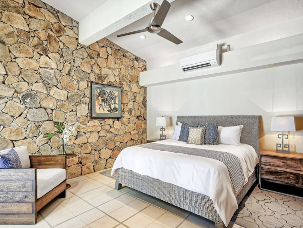 Direct Beachfront Five Bedroom Luxury Beach Villa Cabo
