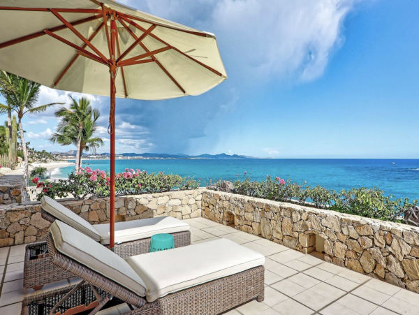 Direct Beachfront Five Bedroom Luxury Beach Villa Cabo