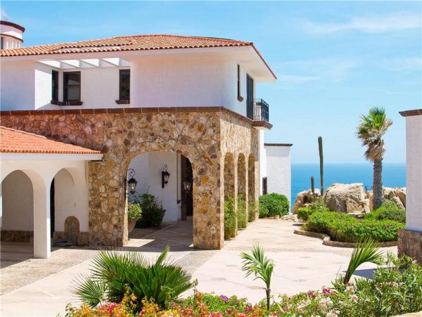 Amazing views Oceanfront home in Los Cabos