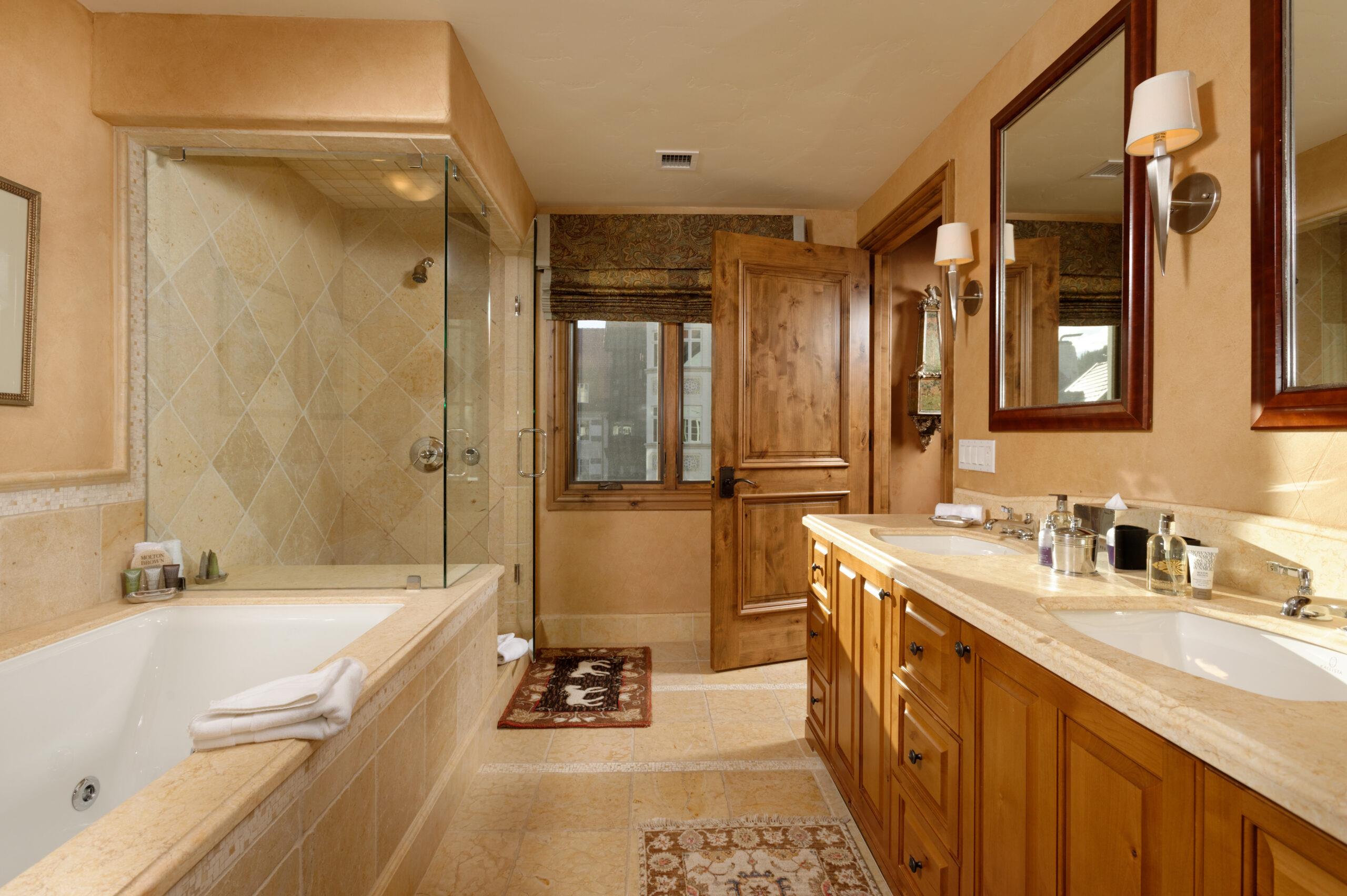 Vail Lionshead Condo 988669
