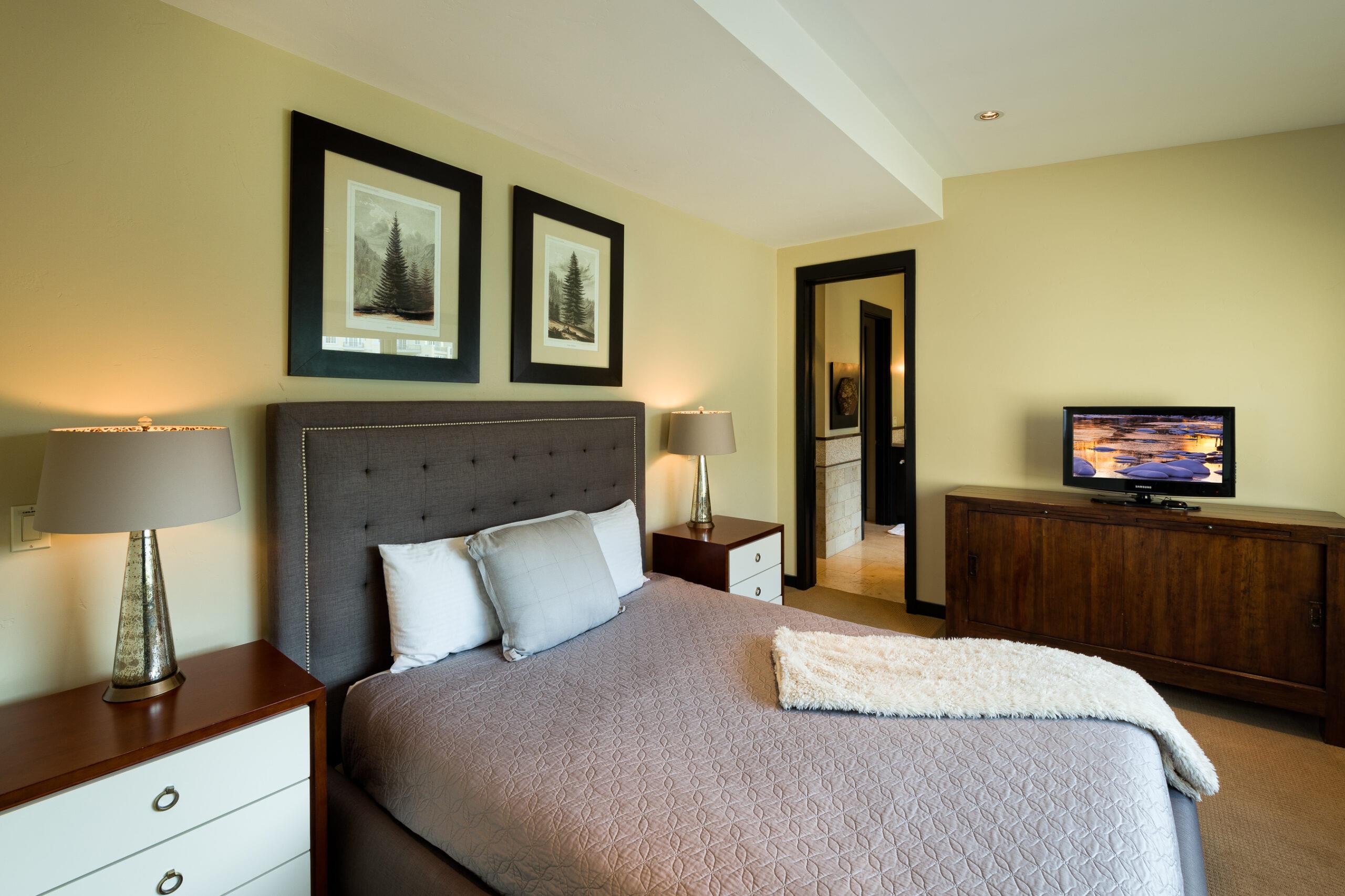 Luxury Multi-Level 4 Bedroom Vail Ski Chalet with Media Room