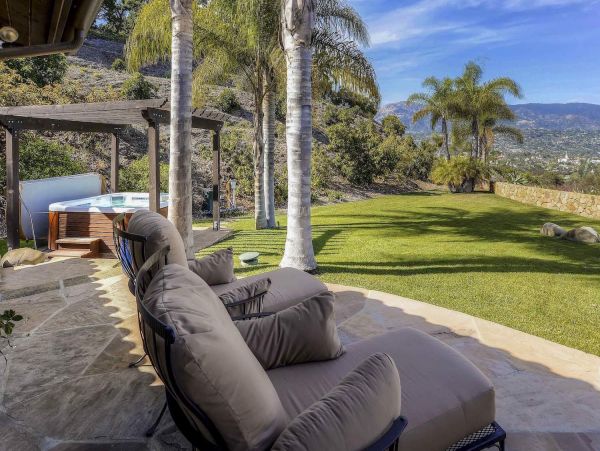 Short Walk to Beach Four Bedroom Santa Barbara Vacation Home