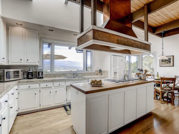 Short Walk to Beach Four Bedroom Santa Barbara Vacation Home