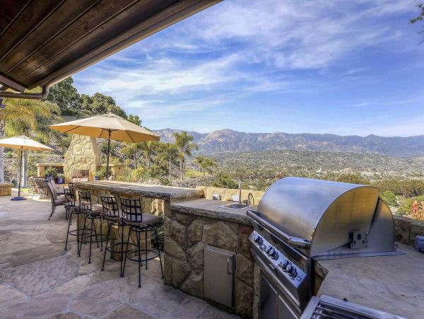 Short Walk to Beach Four Bedroom Santa Barbara Vacation Home