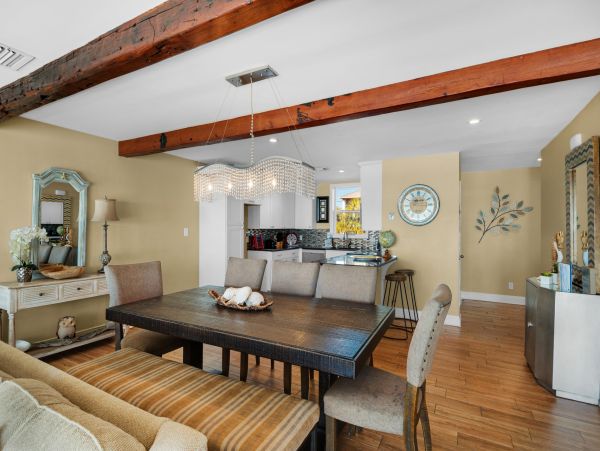 Miramar Vacation Home Five Bedroom On Beach