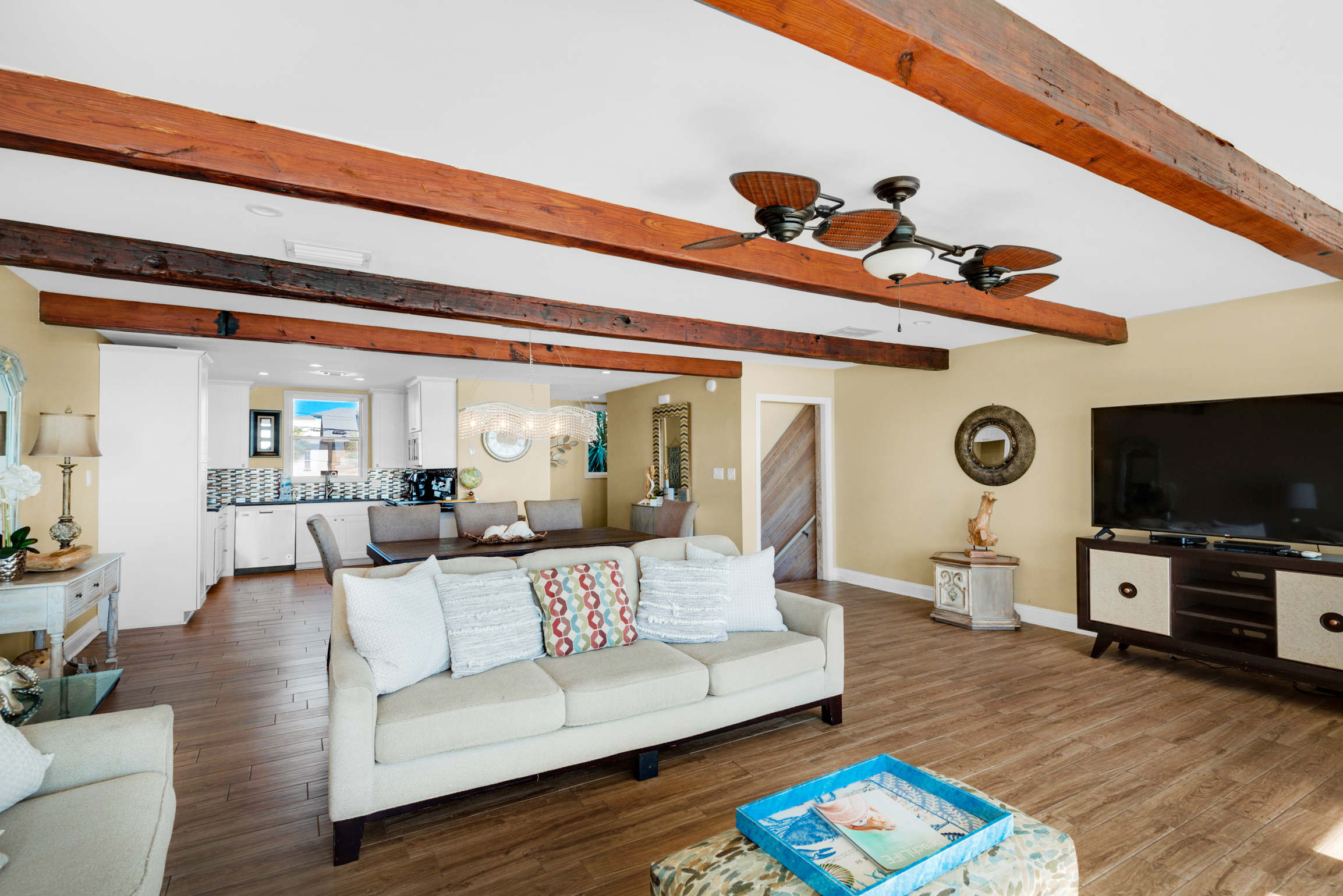 Miramar Vacation Home Five Bedroom On Beach