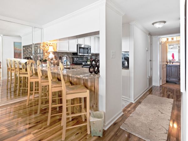 4 Bedroom Oceanfront Townhome for 10 Guests