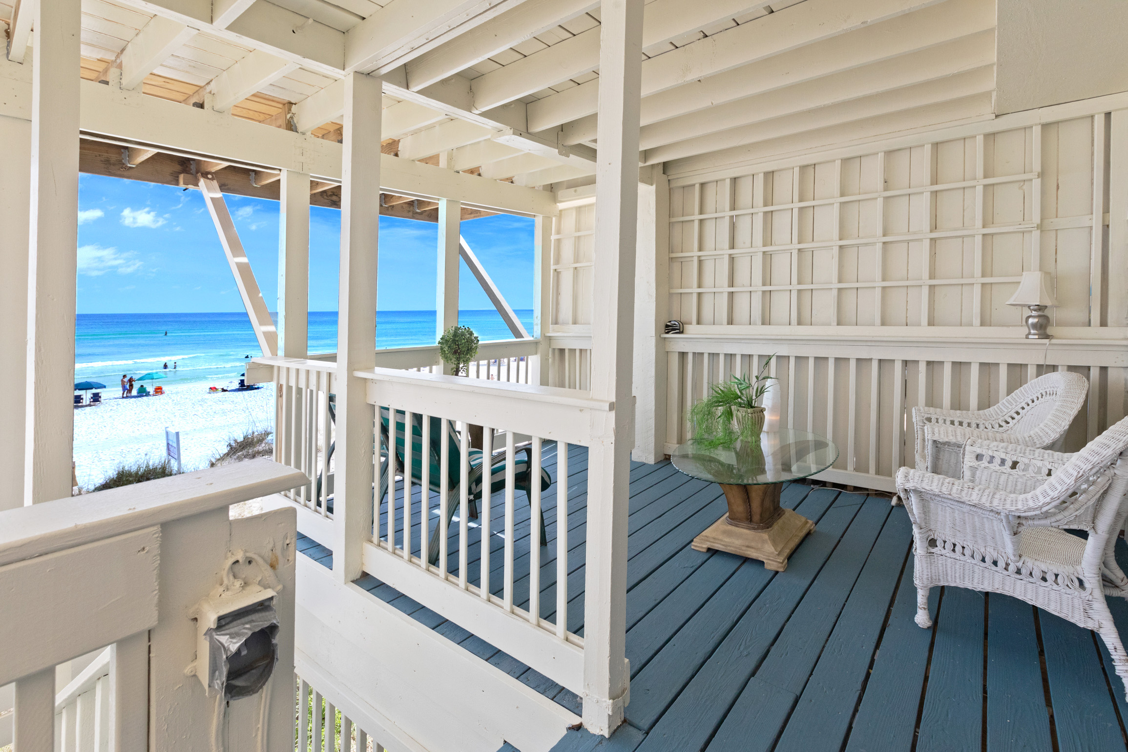 4 Bedroom Oceanfront Townhome for 10 Guests