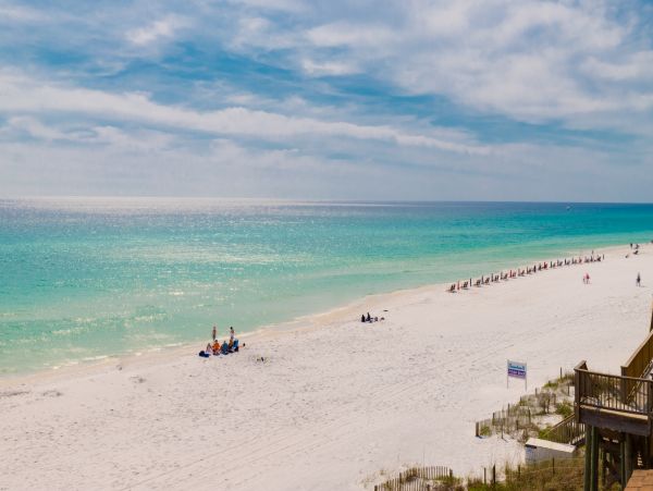 4 Bedroom Oceanfront Townhome for 10 Guests