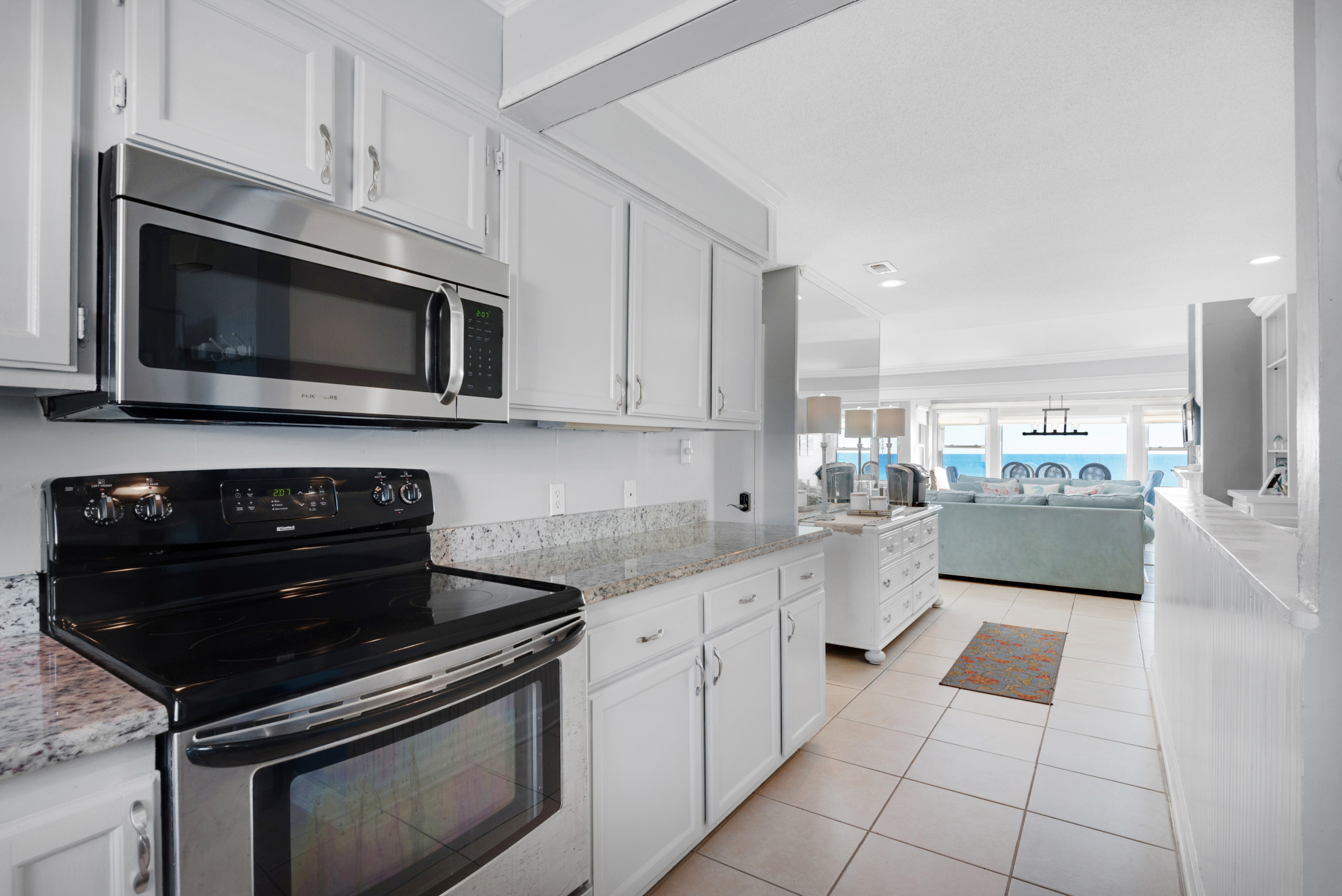 Lovely 4 Bedroom Oceanfront Home Sleeps 23 Guests