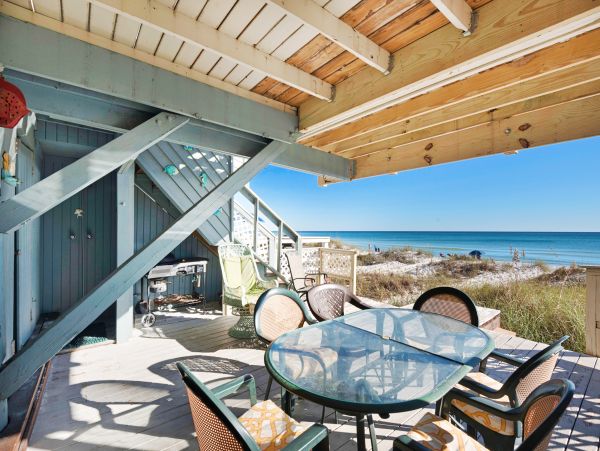 Lovely 4 Bedroom Oceanfront Home Sleeps 23 Guests
