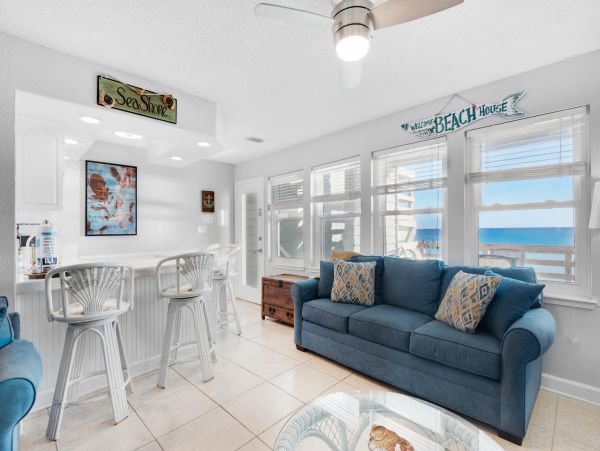 Lovely 4 Bedroom Oceanfront Home Sleeps 23 Guests