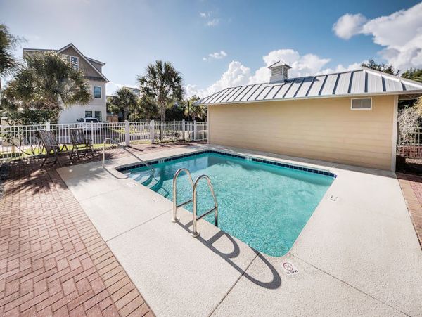 Steps to Gulf Inlet Beach Vacation Home Four Bedroom