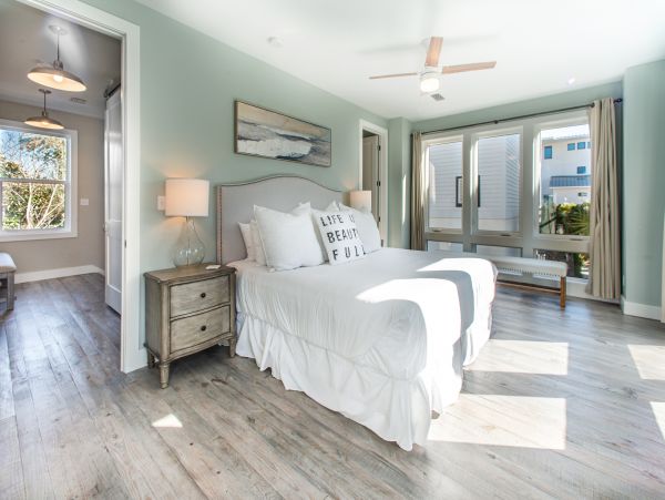 Steps to Gulf Inlet Beach Vacation Home Four Bedroom