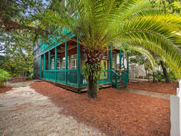 Seagrove Walk to Beach Vacation Home 4 Bedrooms Sleeps 11