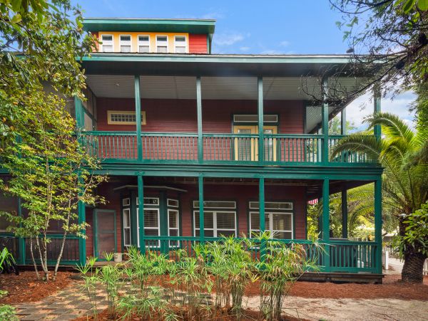 Seagrove Walk to Beach Vacation Home 4 Bedrooms Sleeps 11