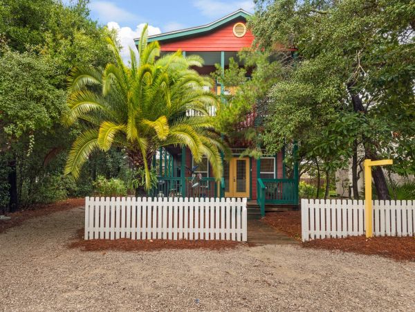 Seagrove Walk to Beach Vacation Home 4 Bedrooms Sleeps 11