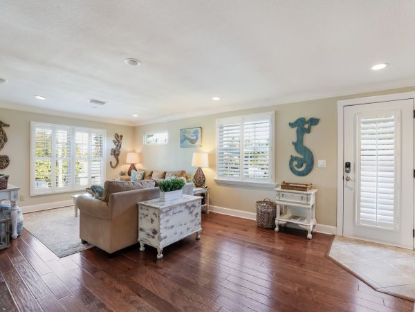 Posh North End Anna Maria Island Vacation Home Pool